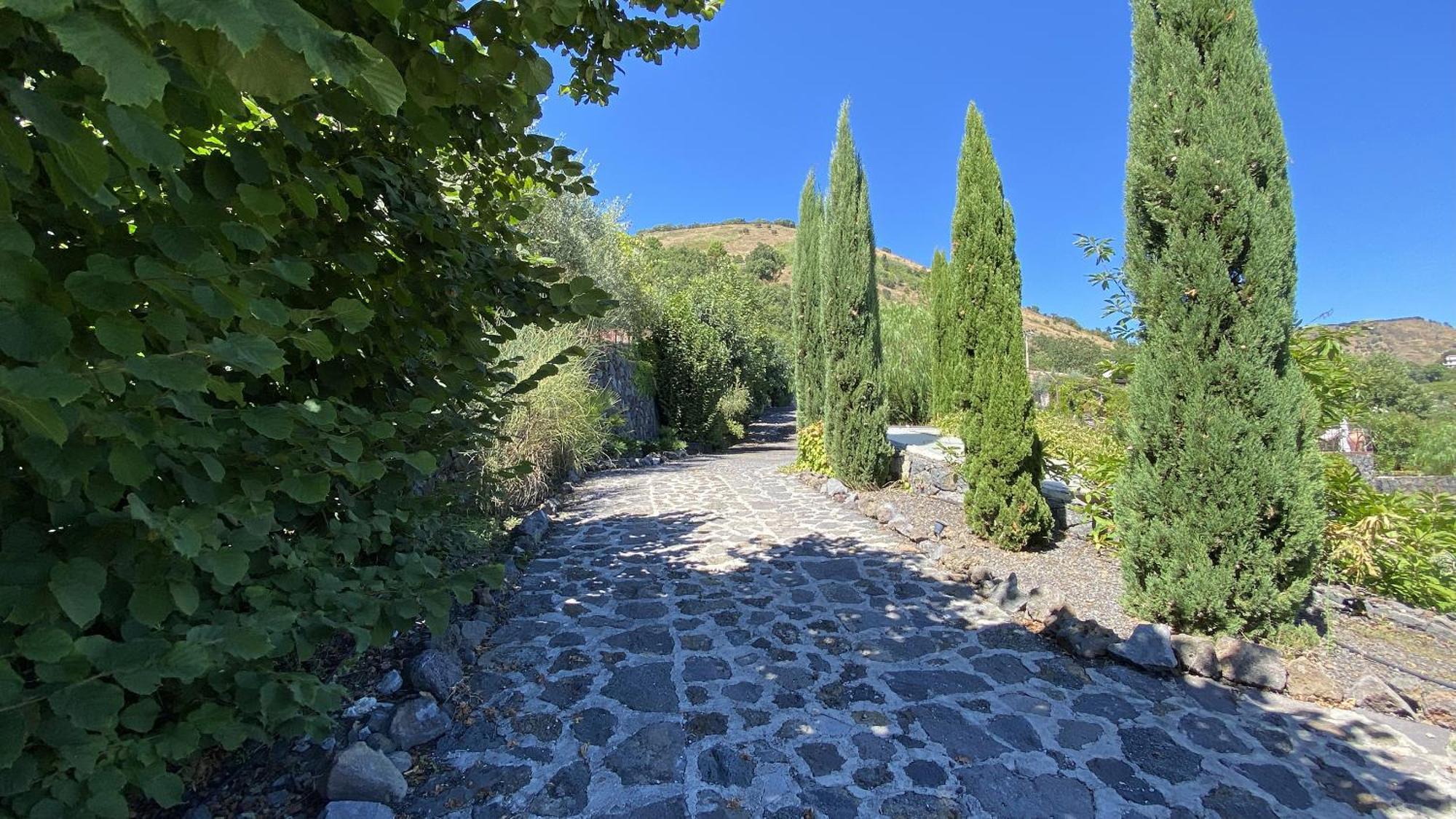 Вилла Il Palmento Dell'Etna Трекастаньи Экстерьер фото